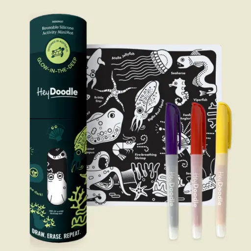 [HDMM013] Glow-in-the-deep Mini Colouring & Doodle Mat